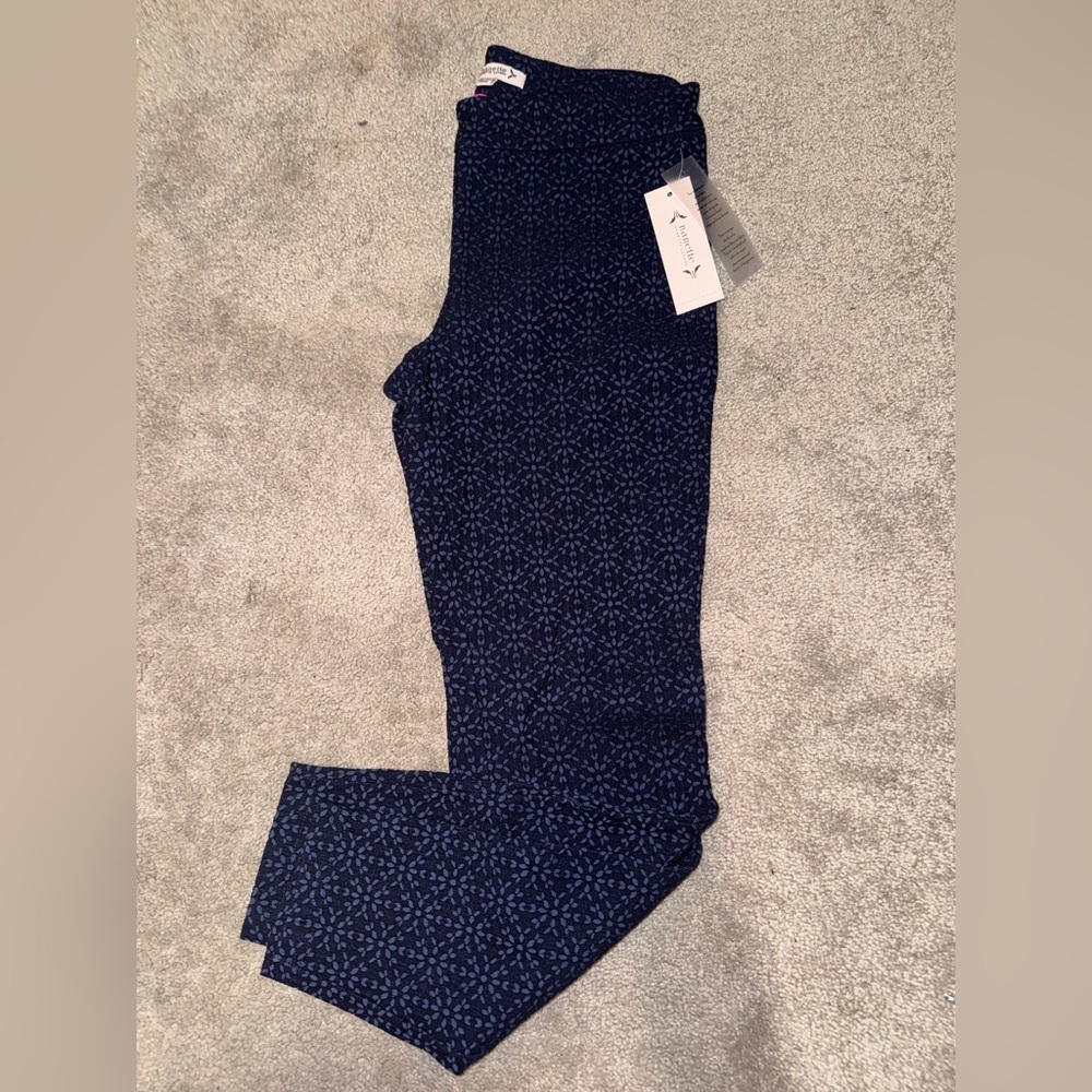 Brand new legging style slacks